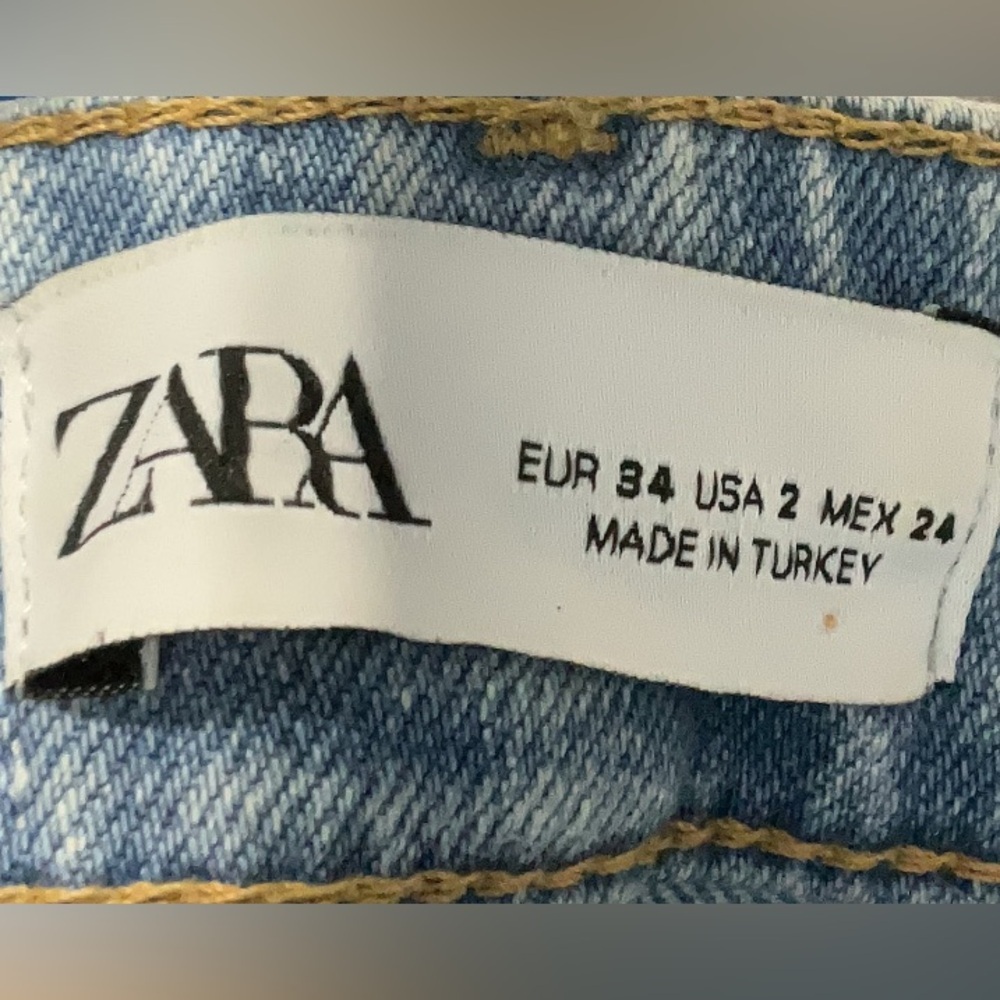 Zara Light Blue Flare Jeans - Picture 3 of 4